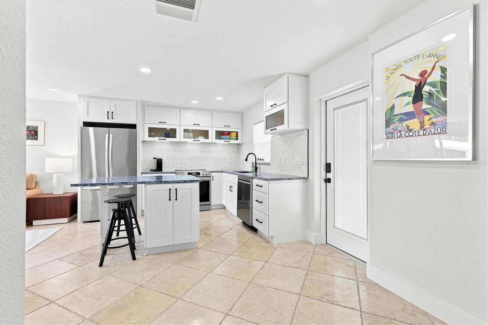 Condominium at 5830 MIDNIGHT PASS RD #18, SARASOTA, photo 12 of 37