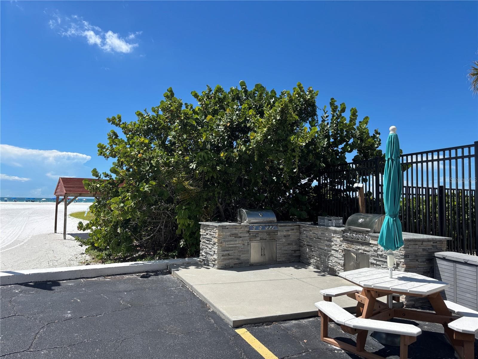 Condominium at 5830 MIDNIGHT PASS RD #18, SARASOTA, photo 23 of 37