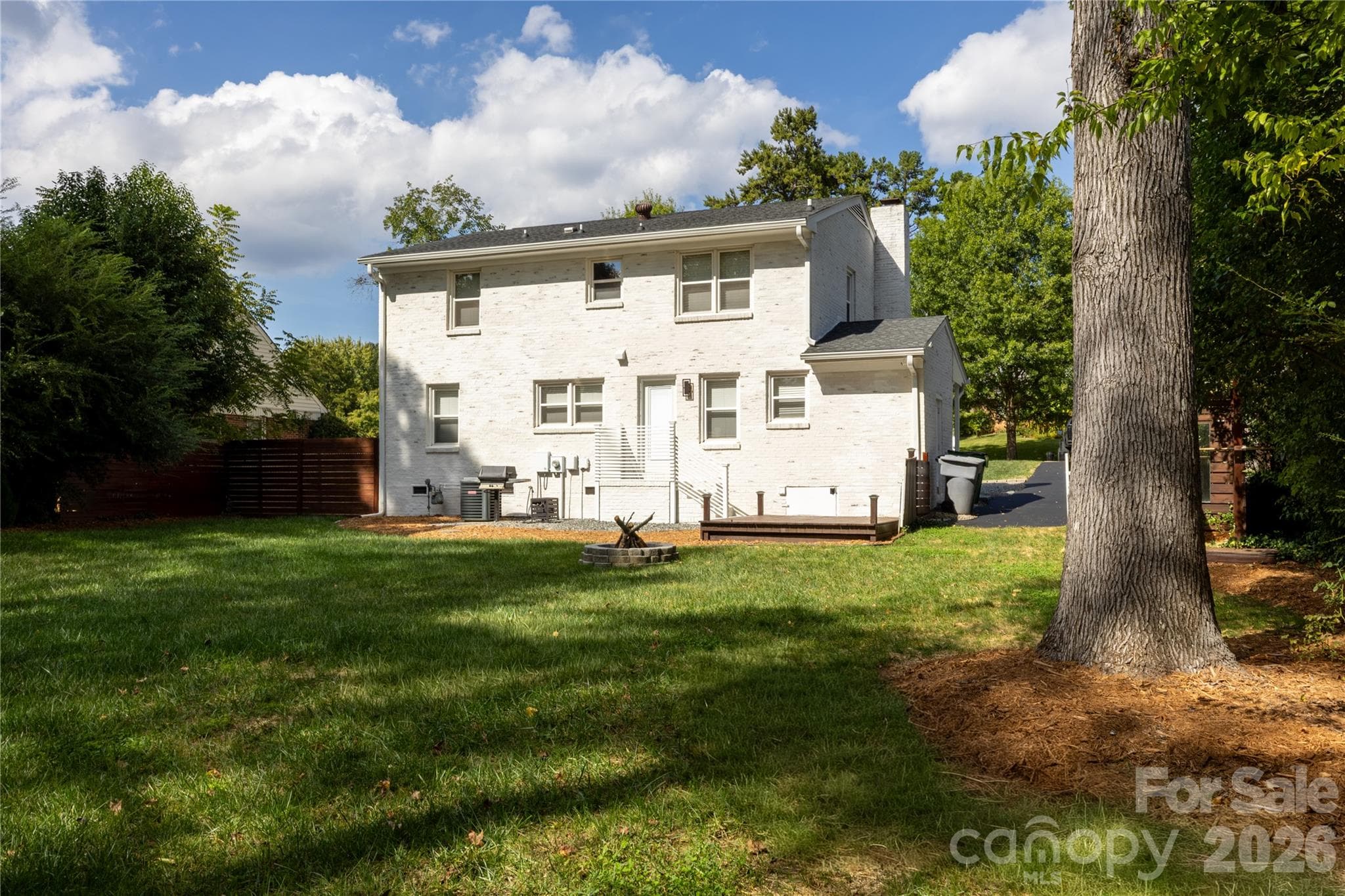 Single Family Residence at 7055 Crossridge Road, Charlotte, photo 34 of 42