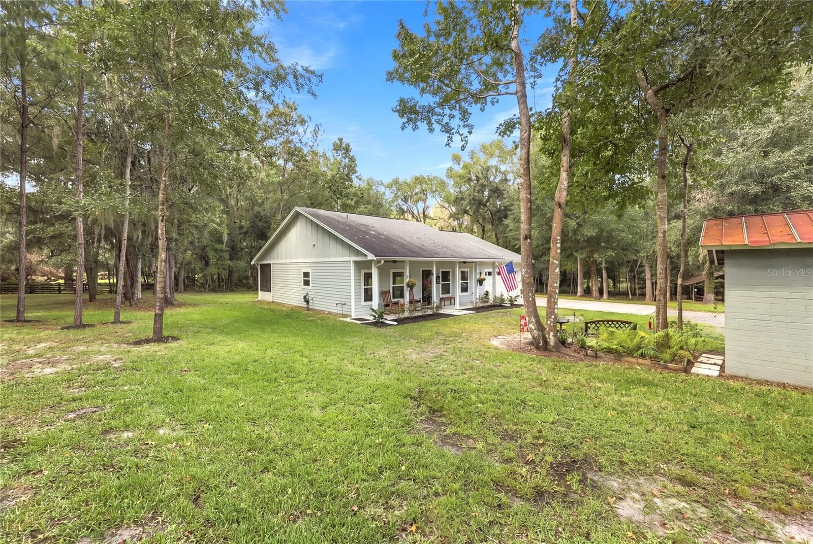 Side View - 20944 NW 100TH AVENUE RD, MICANOPY