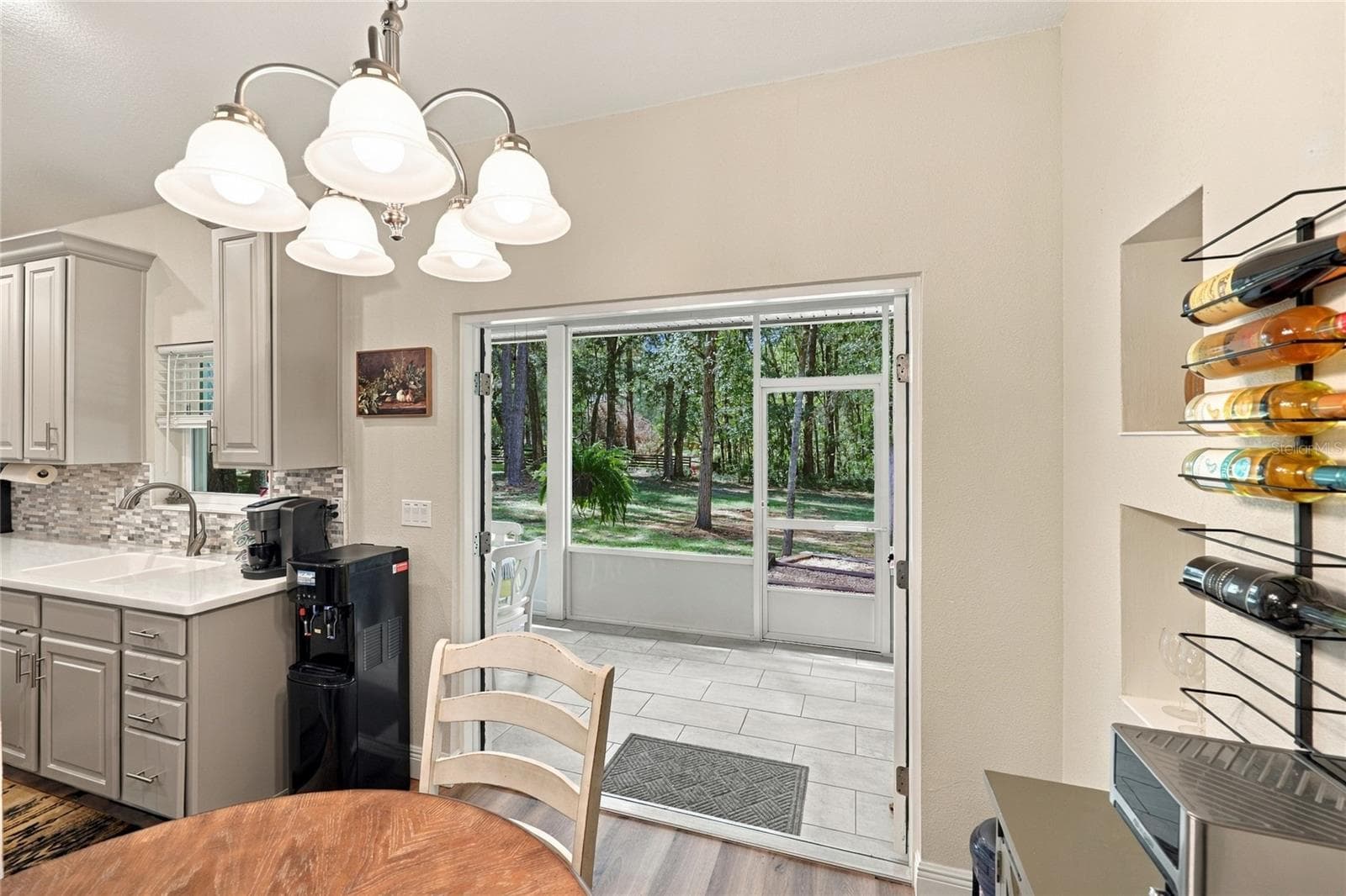Dining Area - 20944 NW 100TH AVENUE RD, MICANOPY