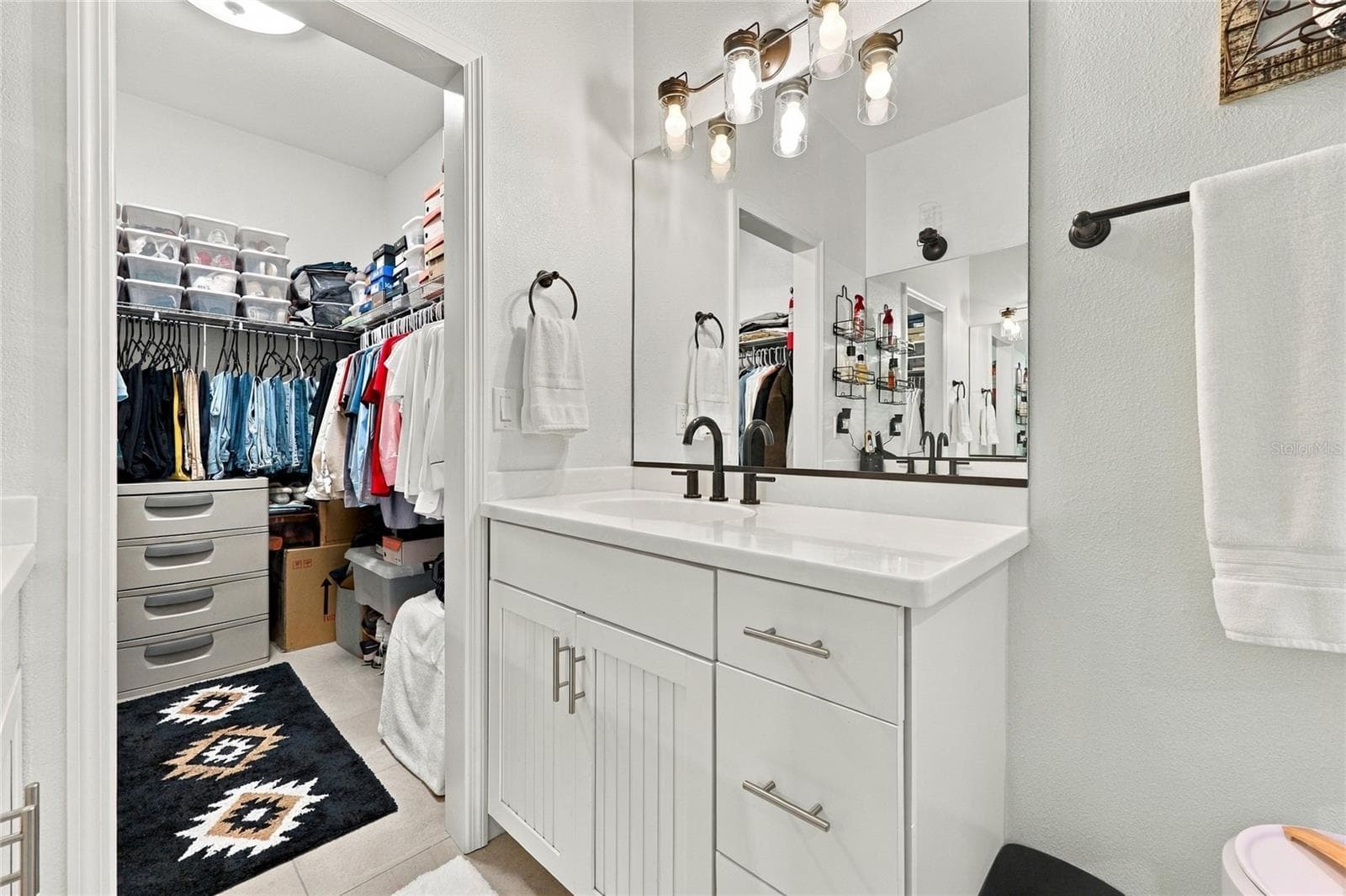 Master Bathroom - 20944 NW 100TH AVENUE RD, MICANOPY