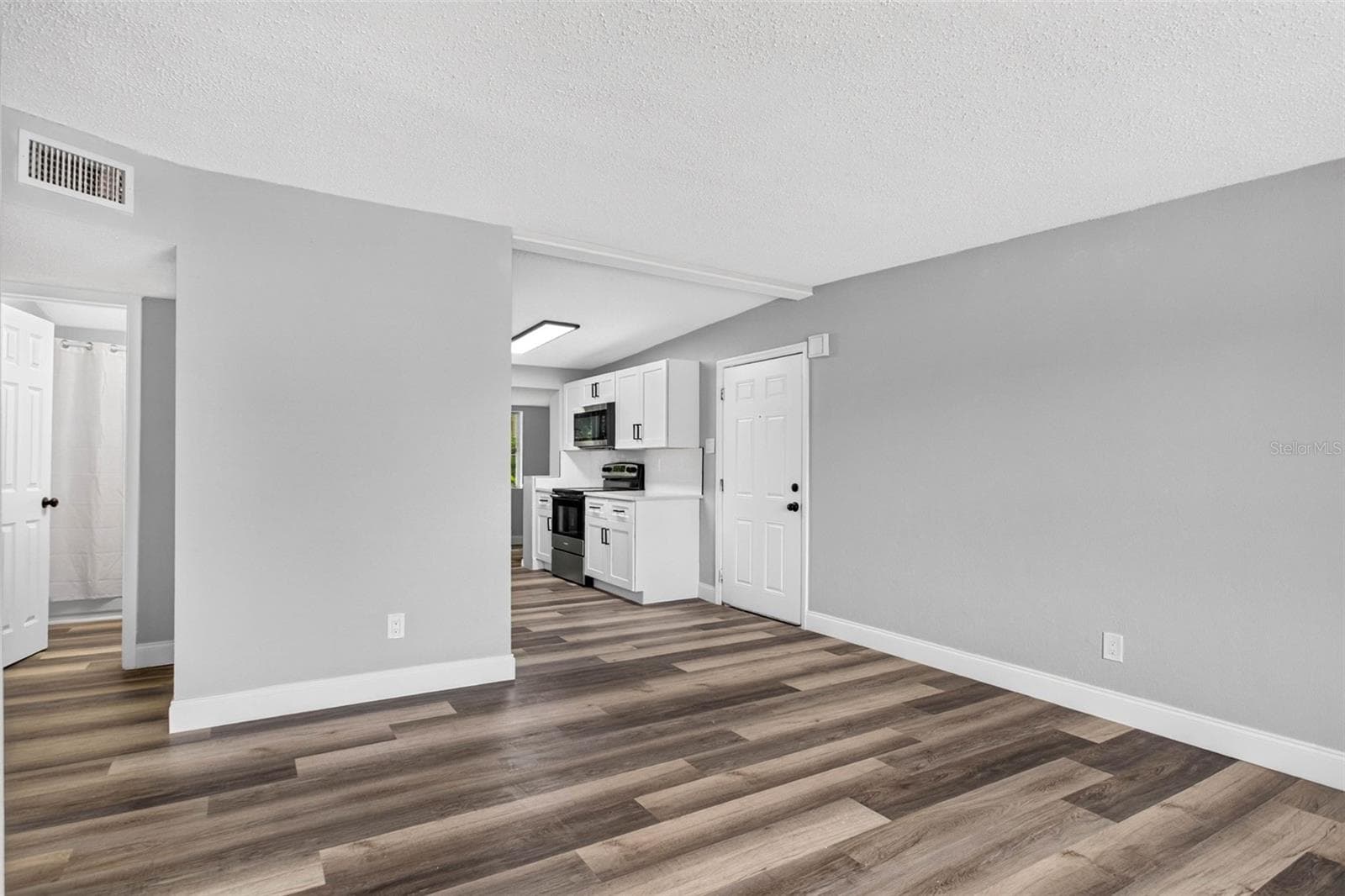 Single Family Residence at 11031 HASSLE AVE, PORT RICHEY, photo 9 of 42