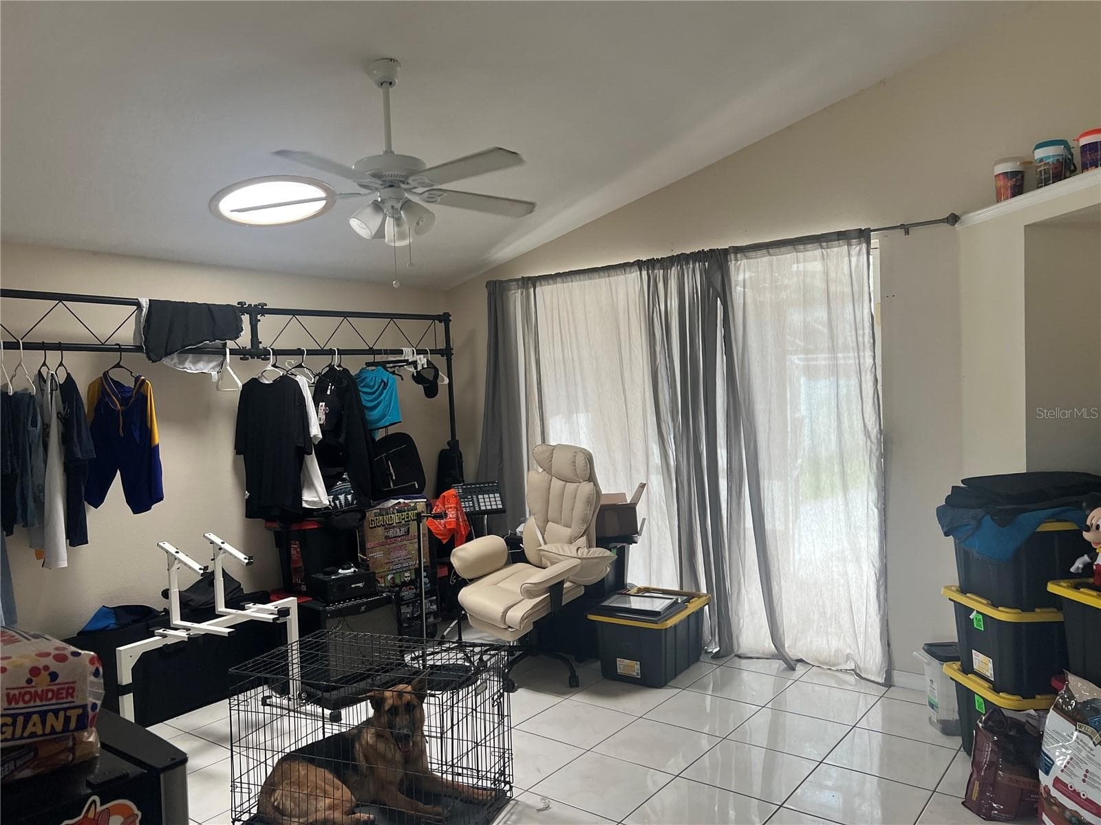 Single Family Residence at 2502 CROWN RIDGE CIR, KISSIMMEE, photo 5 of 56