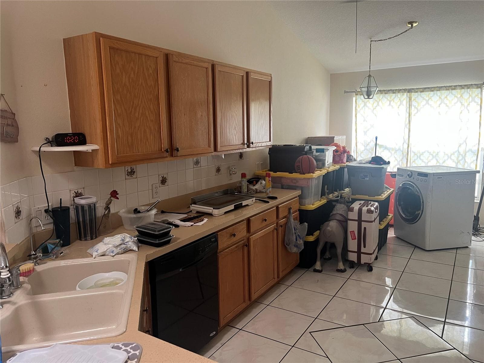 Single Family Residence at 2502 CROWN RIDGE CIR, KISSIMMEE, photo 11 of 56