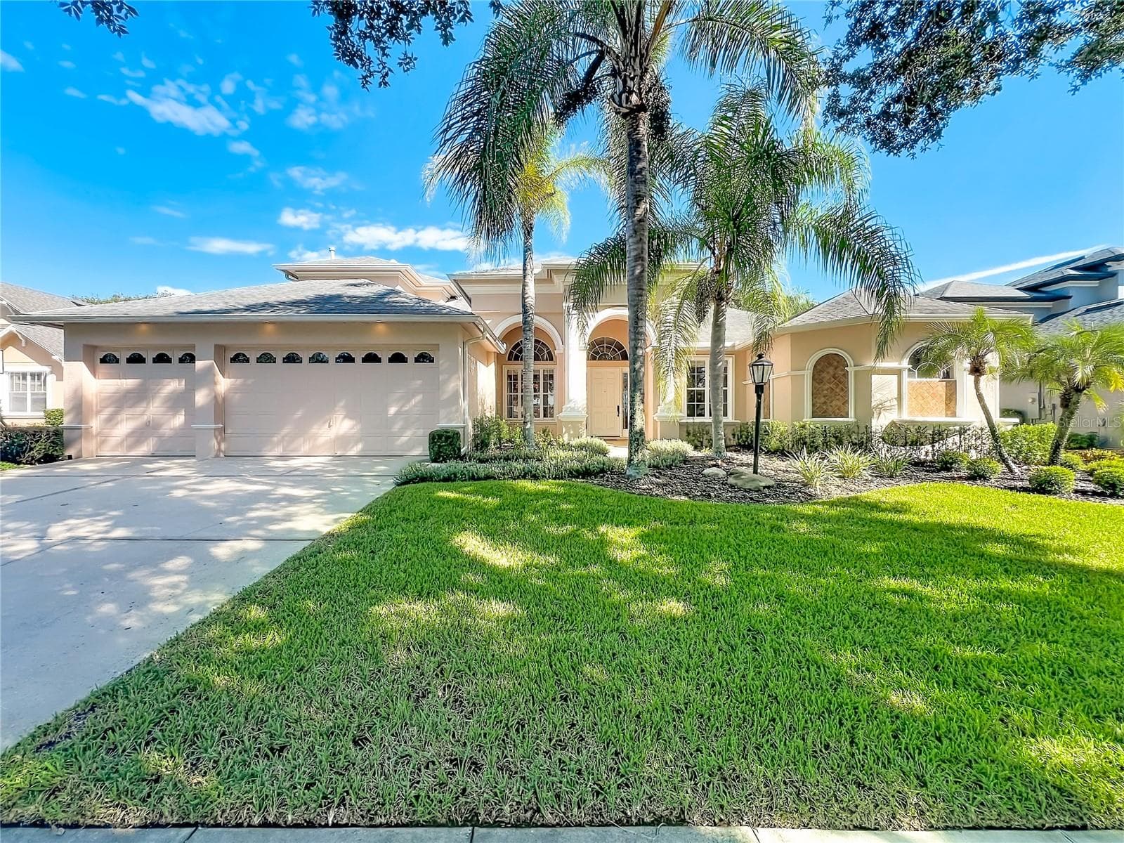 1012 RIDGEPOINT CV