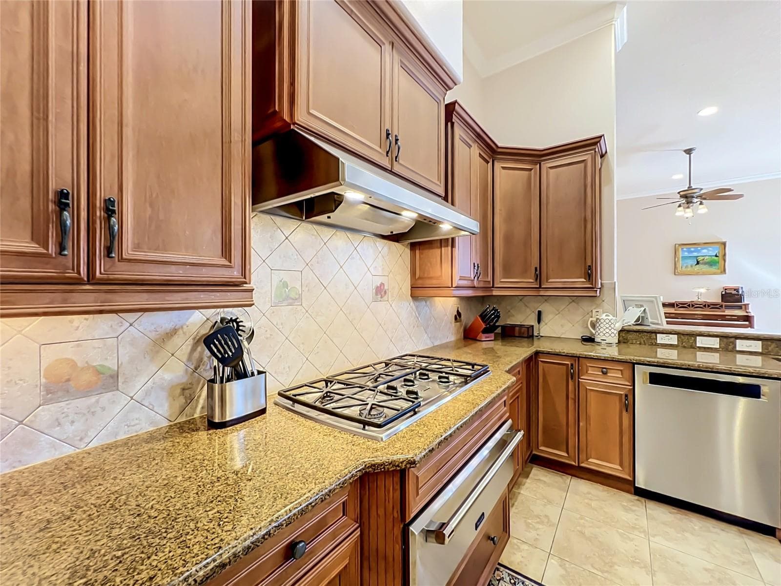 Single Family Residence at 1012 RIDGEPOINT CV, LONGWOOD, photo 22 of 95