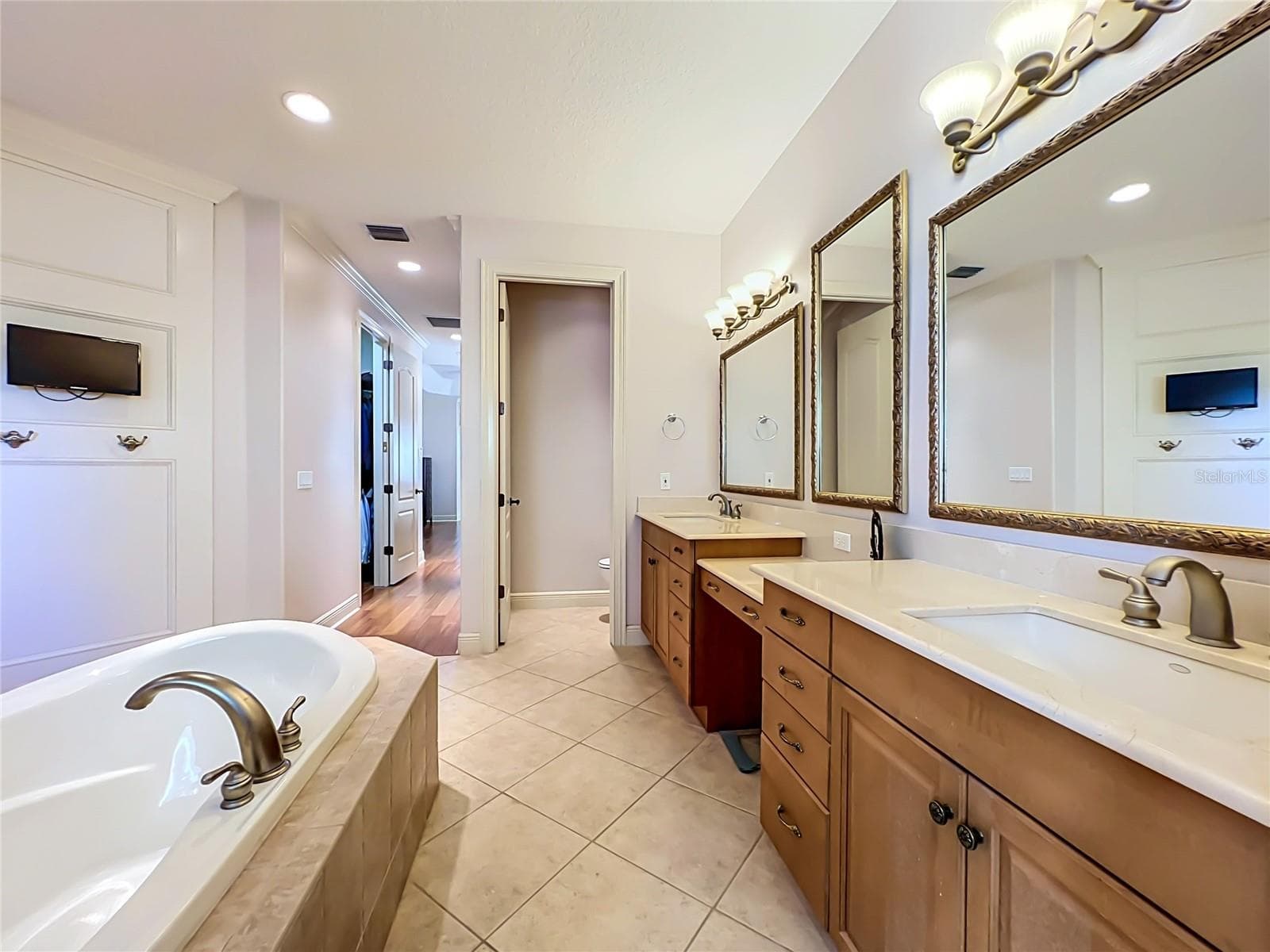 Single Family Residence at 1012 RIDGEPOINT CV, LONGWOOD, photo 52 of 95