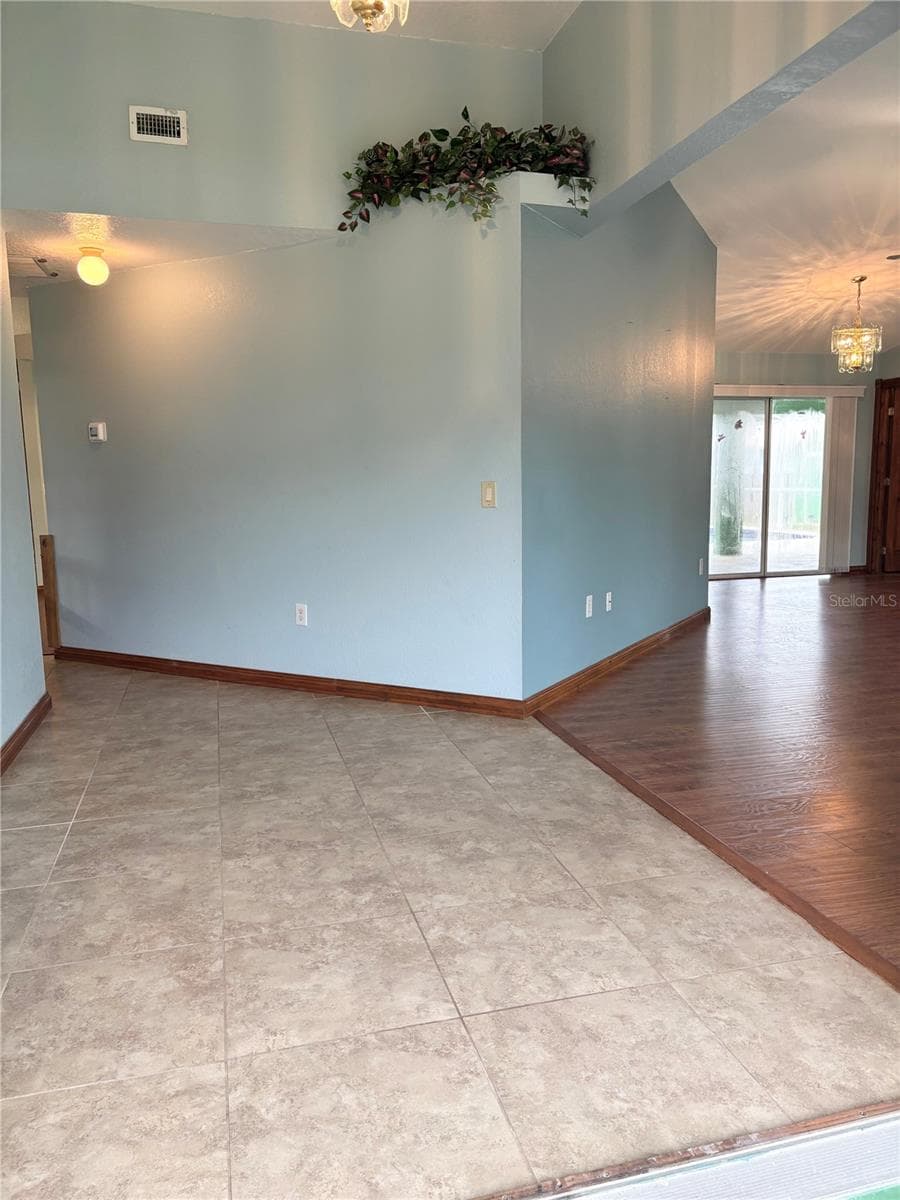 Main Entry - 3159 MCCORKLE ST, NORTH PORT