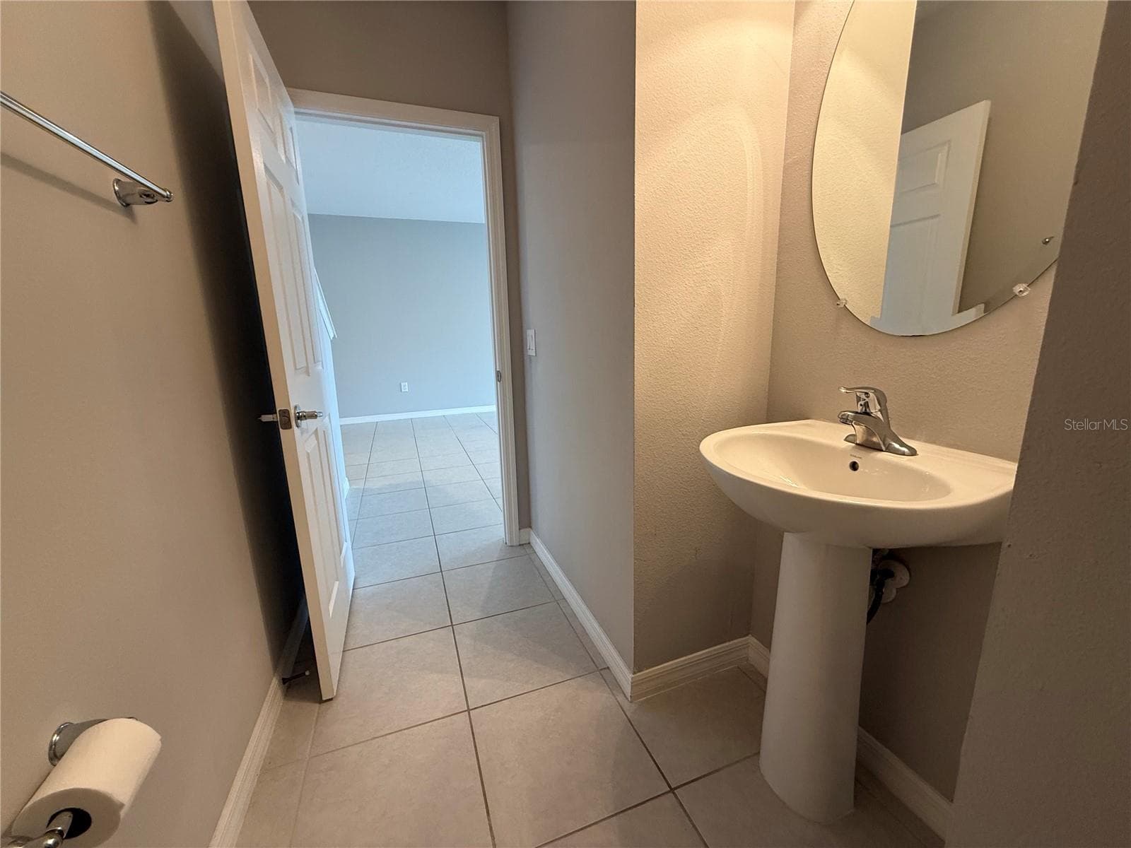 Townhouse at 3363 BELLEZZA CT, KISSIMMEE, photo 10 of 37