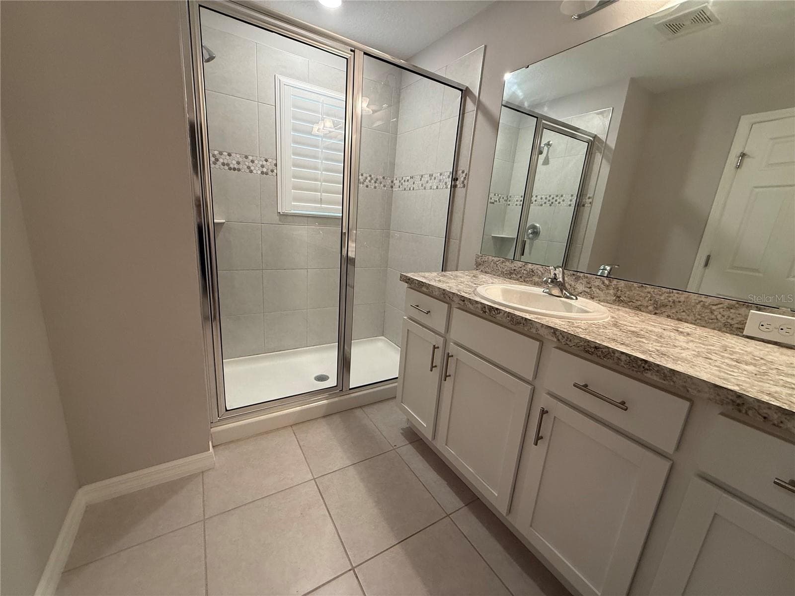 Townhouse at 3363 BELLEZZA CT, KISSIMMEE, photo 24 of 37