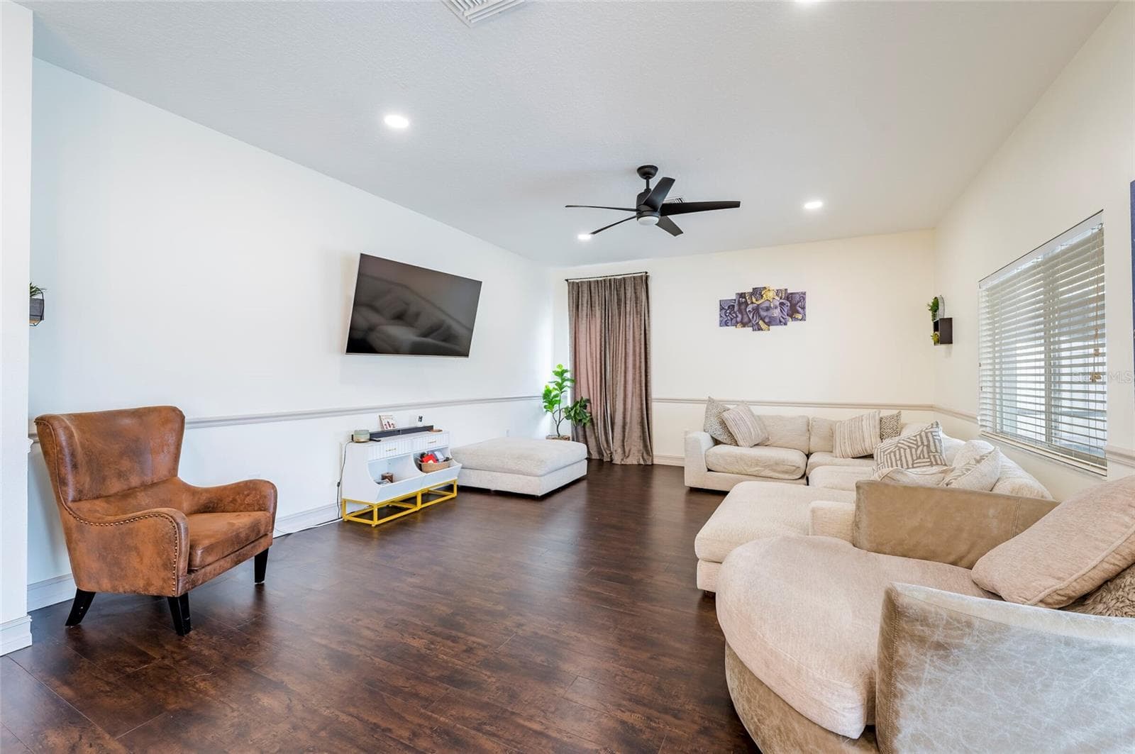 Single Family Residence at 18182 SANDY POINTE DR, TAMPA, photo 22 of 57