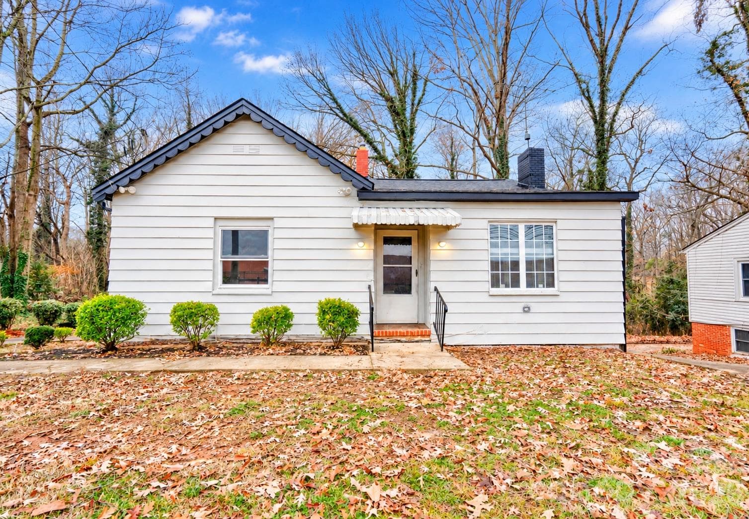 704 Earl Road