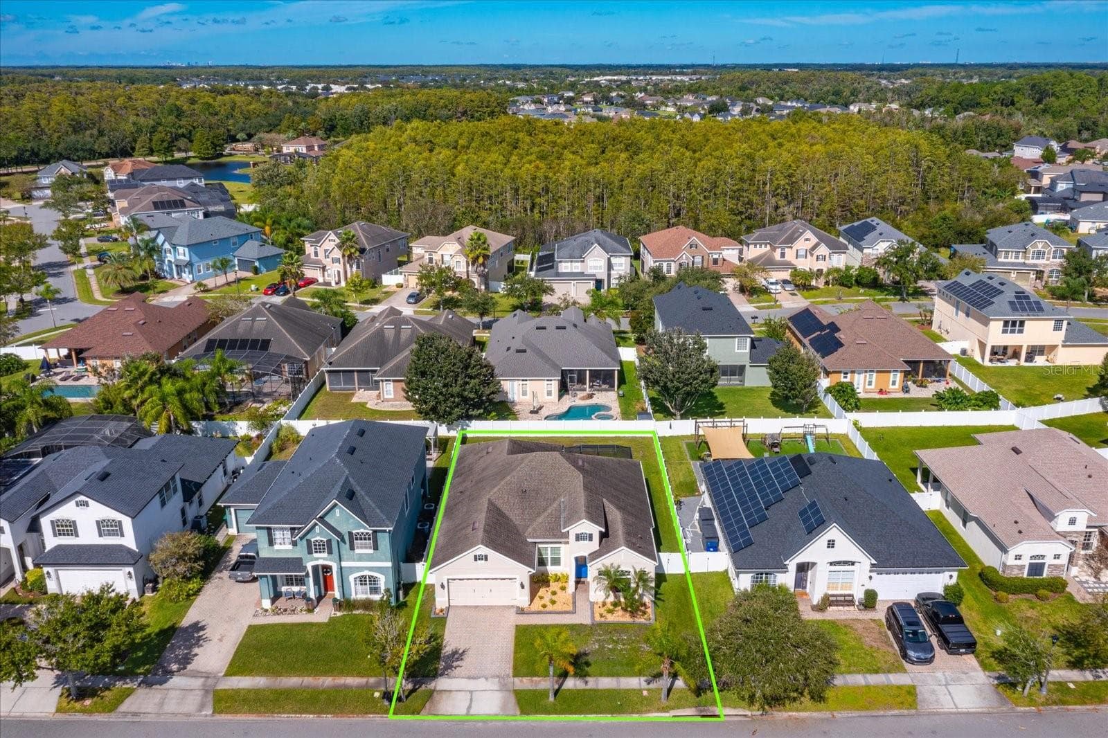 Single Family Residence at 16514 TUDOR GROVE DR, ORLANDO, photo 3 of 43