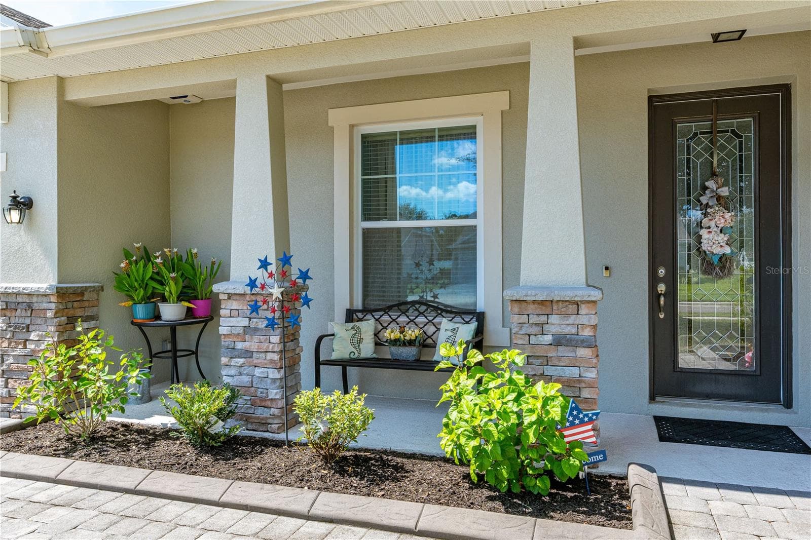 Single Family Residence at 600 SUGAR RIDGE DR, DELAND, photo 2 of 46