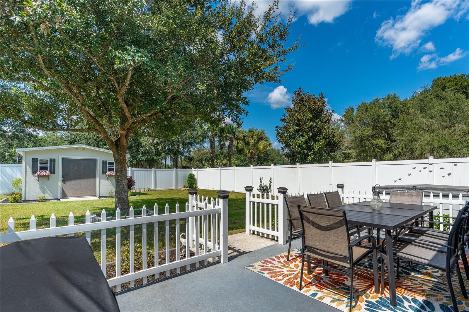 Single Family Residence at 600 SUGAR RIDGE DR, DELAND, photo 41 of 46