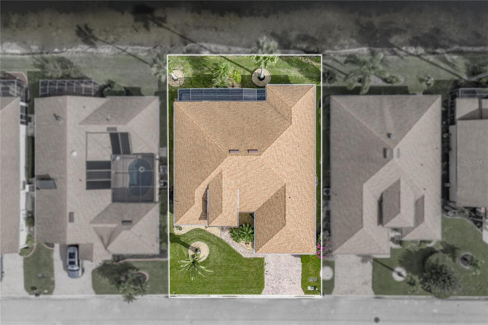The newer roof will help with the cost of the home insurance policy. - 4232 DORNOCH DR, LAKE WALES