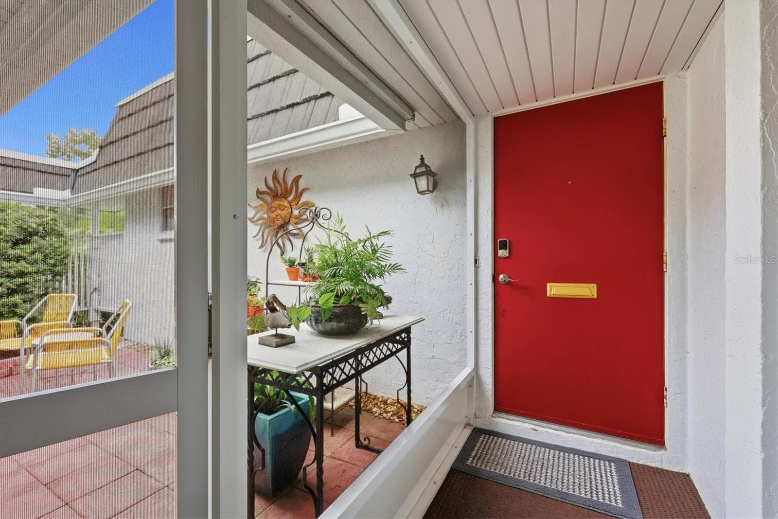 Newly screened front porch - 3944 LAKESIDE RD #160, SARASOTA