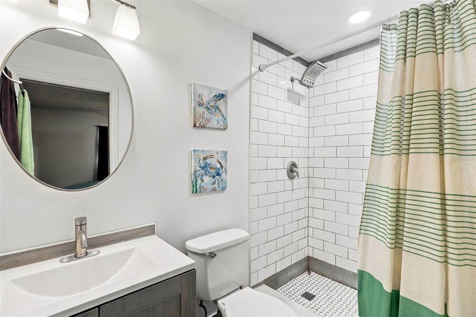 Primary Bathroom - 1085 EAGLES NEST AVE, DELTONA