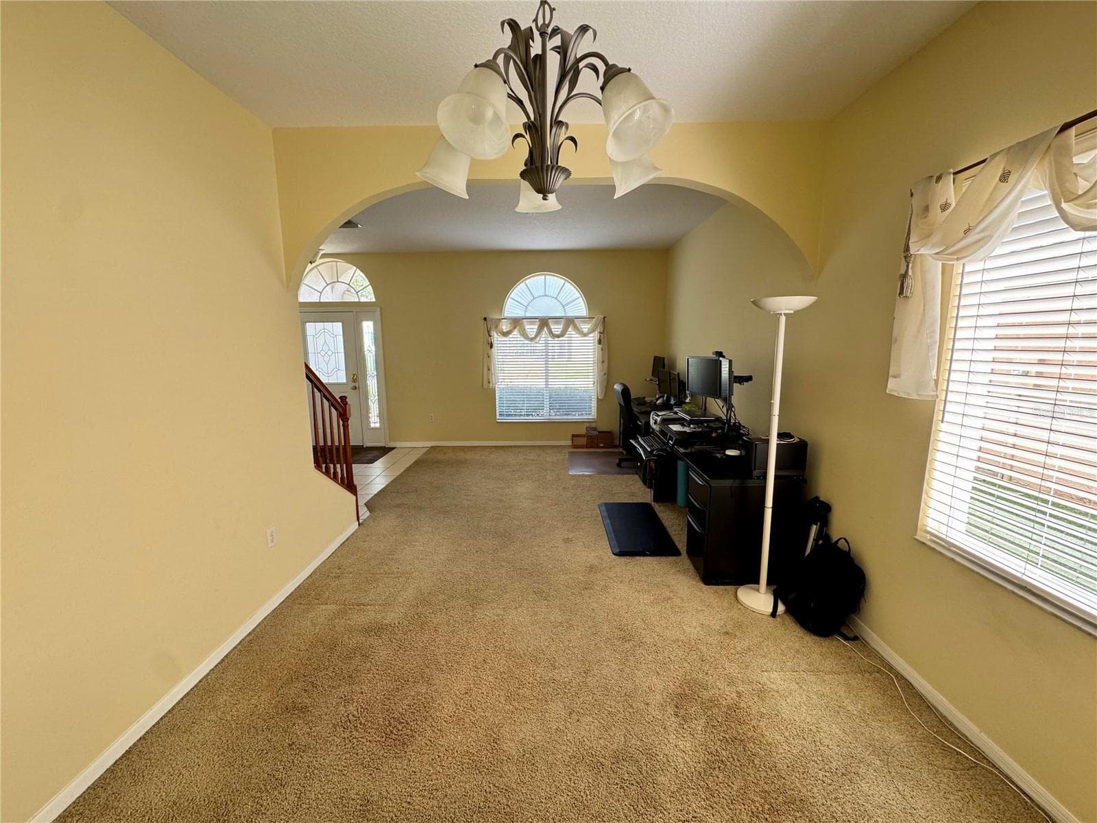 Single Family Residence at 406 WINGATE CIR, OLDSMAR, photo 3 of 18