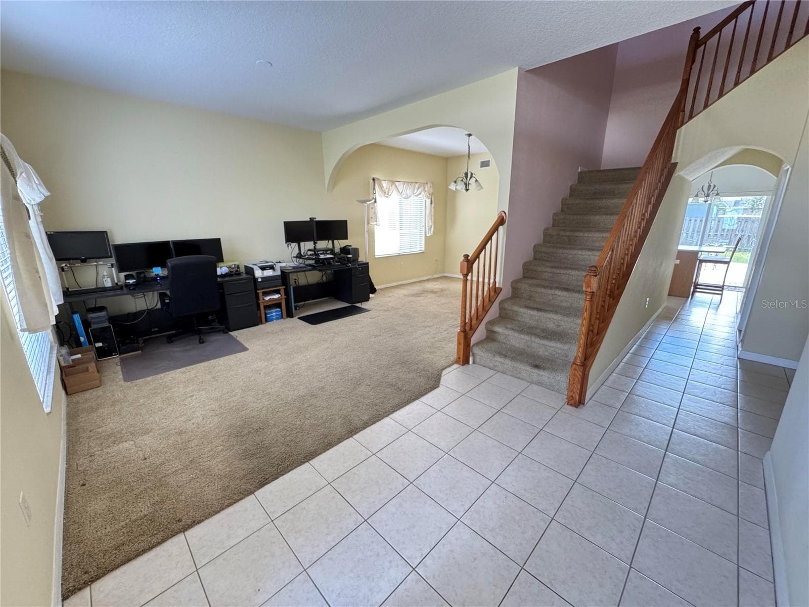 Single Family Residence at 406 WINGATE CIR, OLDSMAR, photo 4 of 18