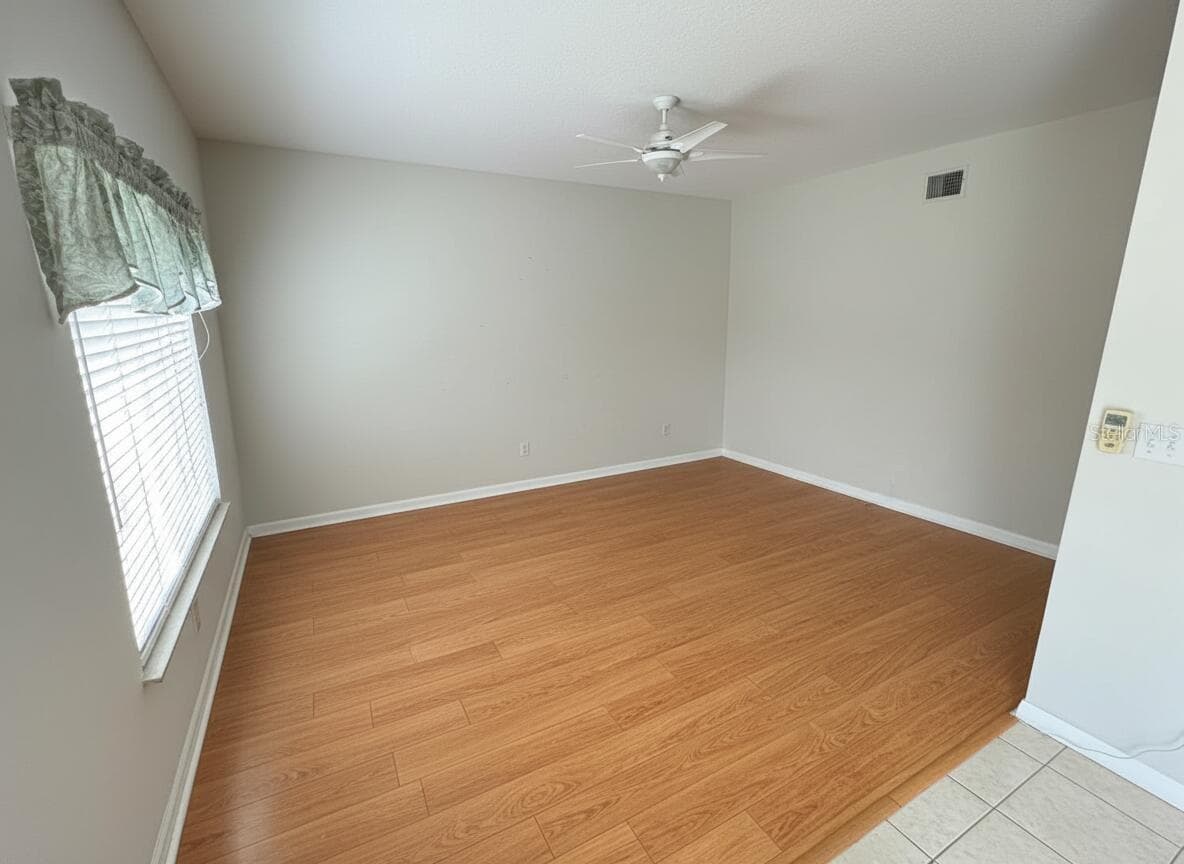 Single Family Residence at 406 WINGATE CIR, OLDSMAR, photo 7 of 18