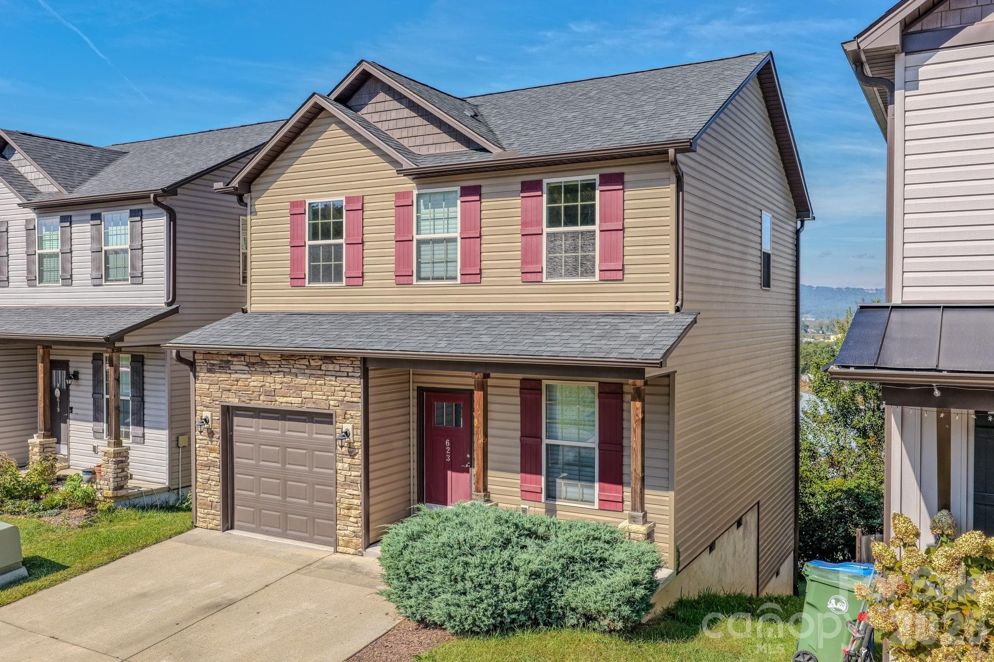 623 Cardwell Lane