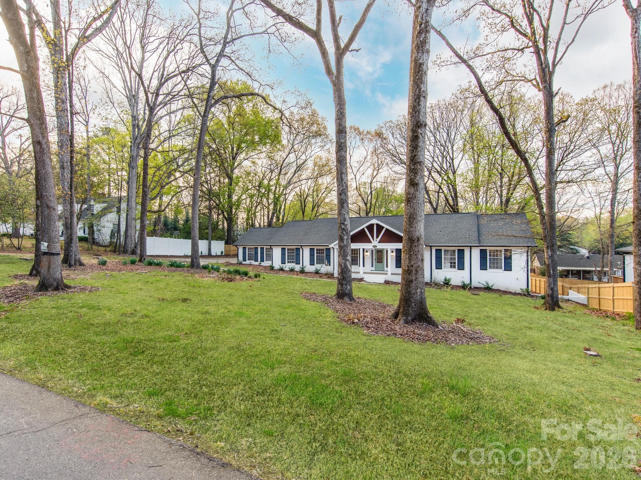 1632 Burtonwood Circle