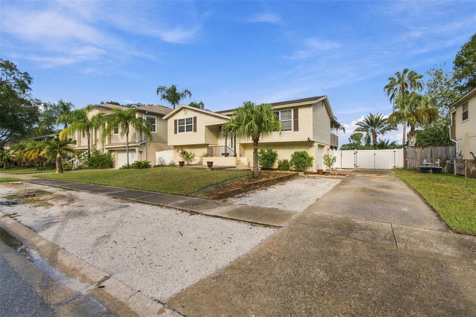 Single Family Residence at 915 LYNNLEA LN, TARPON SPRINGS, photo 6 of 66
