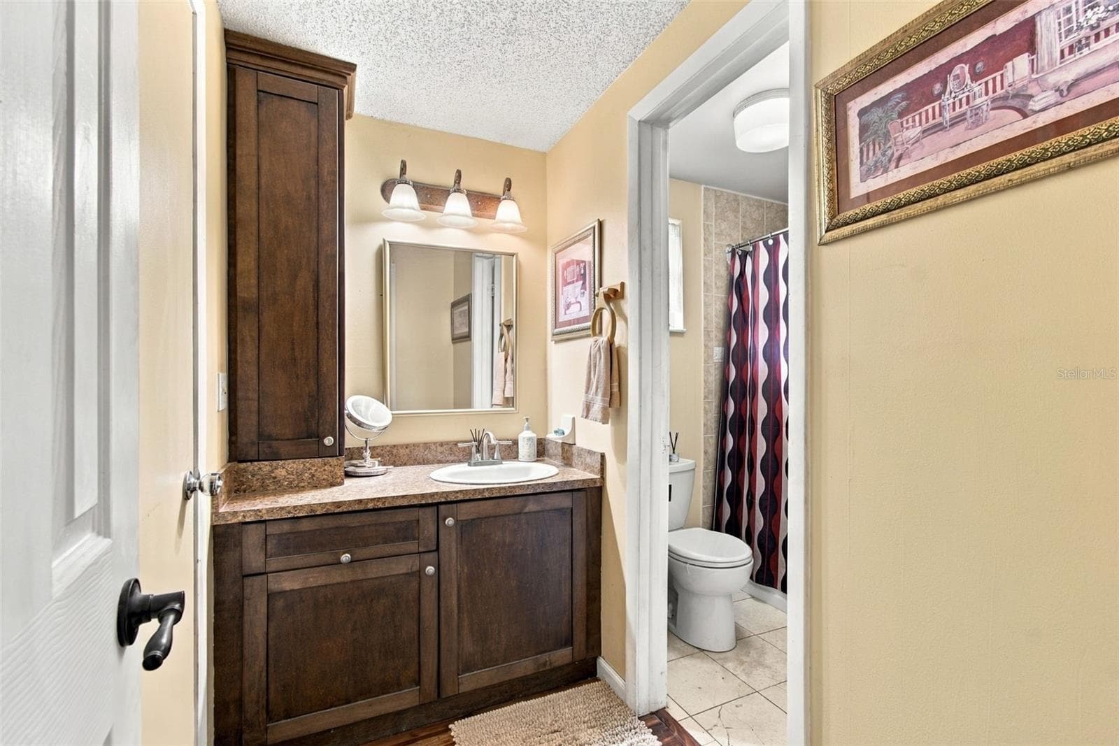 Bath #2 - 915 LYNNLEA LN, TARPON SPRINGS