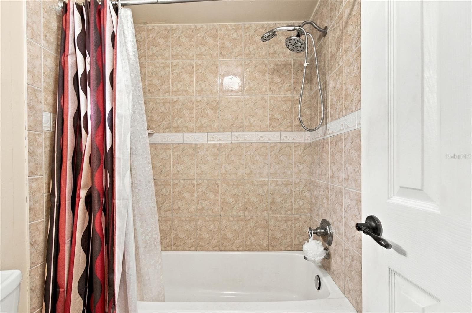 Bath #2 - 915 LYNNLEA LN, TARPON SPRINGS
