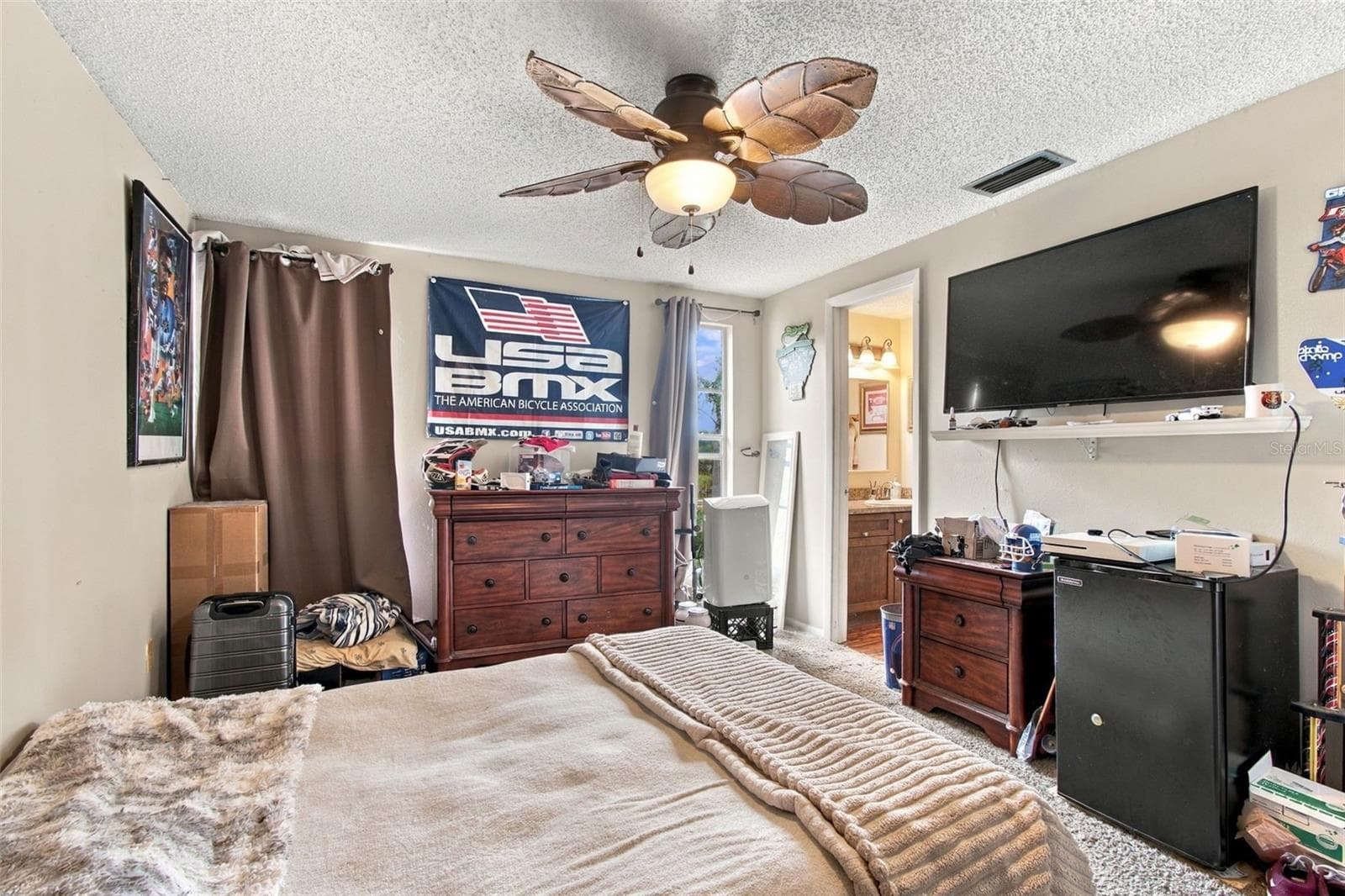 BR #2 w/ its own bath - 915 LYNNLEA LN, TARPON SPRINGS