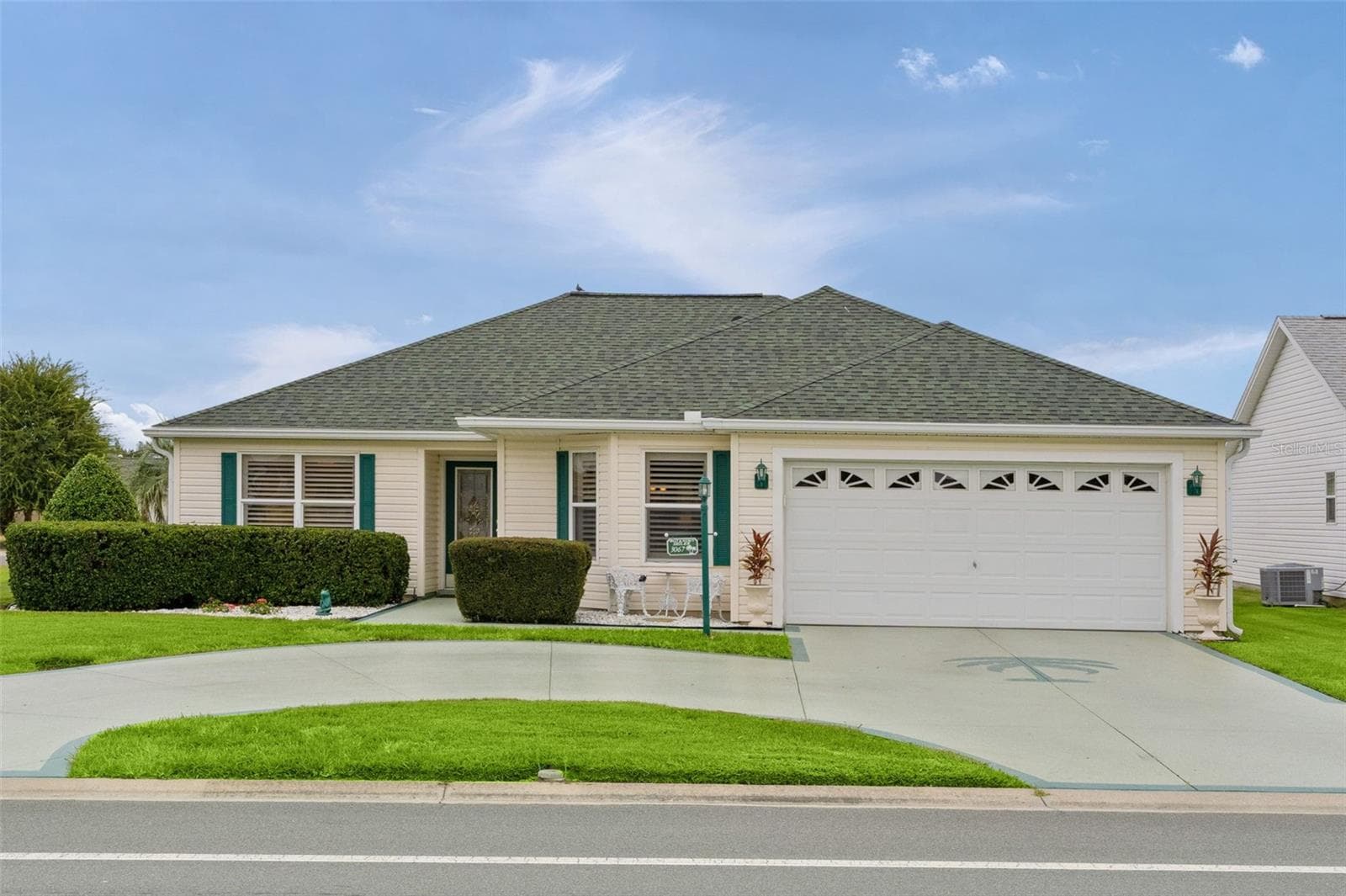 Single Family Residence at 3067 SOUTHERN TRCE, THE VILLAGES, photo 5 of 50