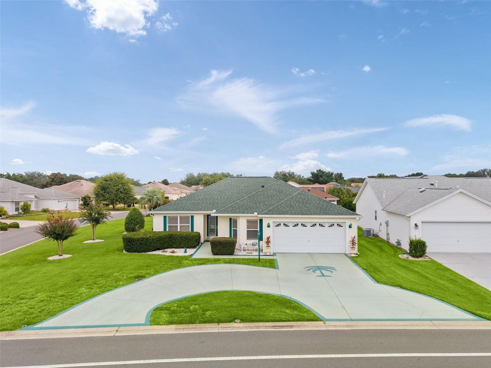 Single Family Residence at 3067 SOUTHERN TRCE, THE VILLAGES, photo 8 of 50