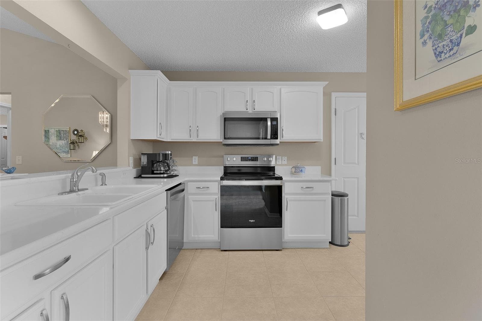 Single Family Residence at 3067 SOUTHERN TRCE, THE VILLAGES, photo 14 of 50