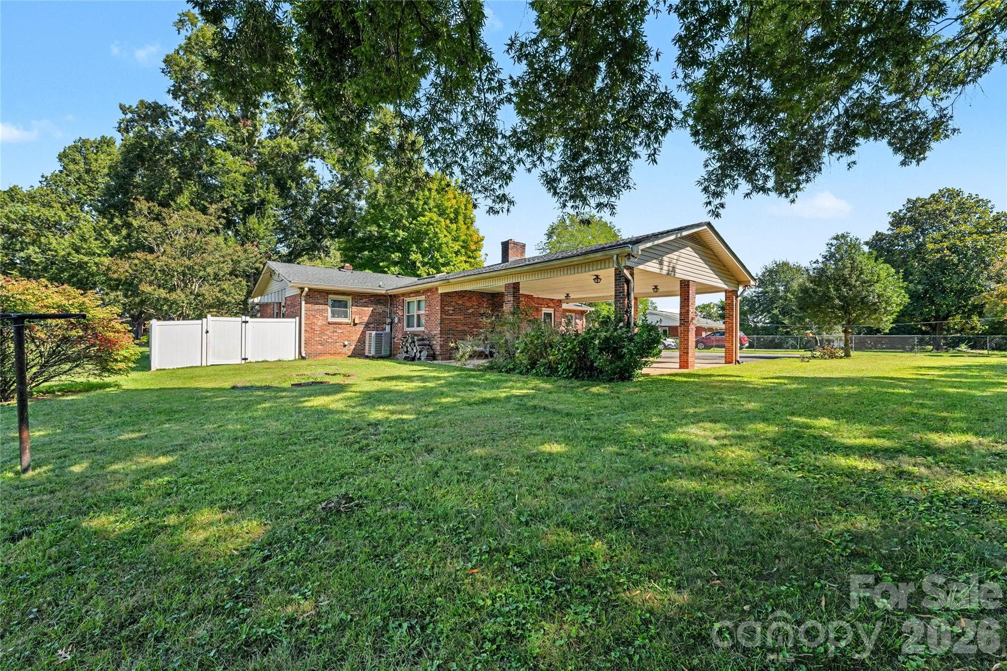 Single Family Residence at 1410 36th Avenue Drive NE, Hickory, photo 23 of 27