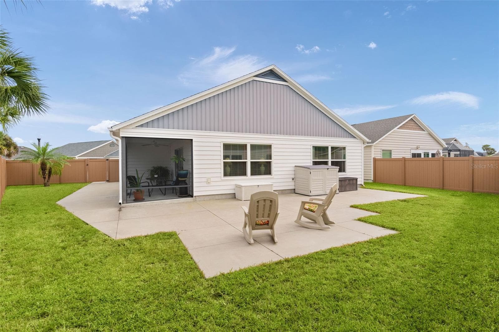 Watch the rocket launches from your back yard & enjoy the beautiful sunrises & sunsets. - 3144 ROBBS RD, THE VILLAGES
