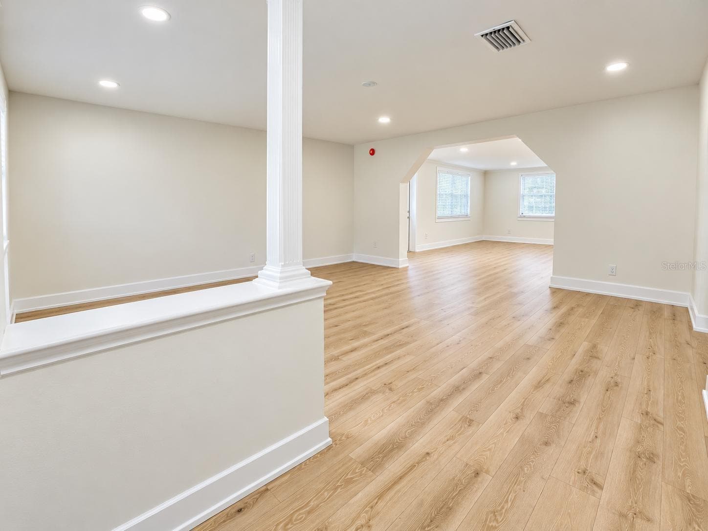 Single Family Residence at 8512 SUNBEAM LN, TAMPA, photo 13 of 54