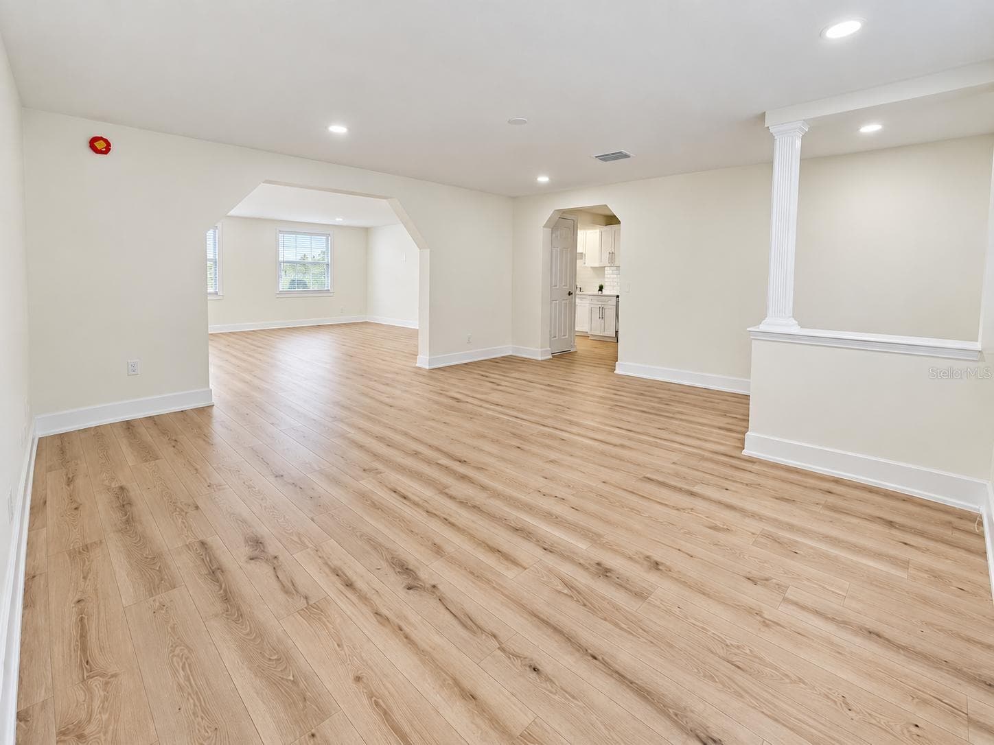Single Family Residence at 8512 SUNBEAM LN, TAMPA, photo 14 of 54