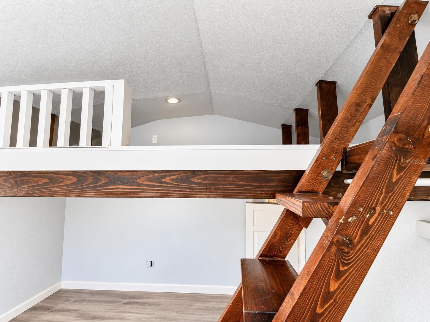 Single Family Residence at 8512 SUNBEAM LN, TAMPA, photo 49 of 54
