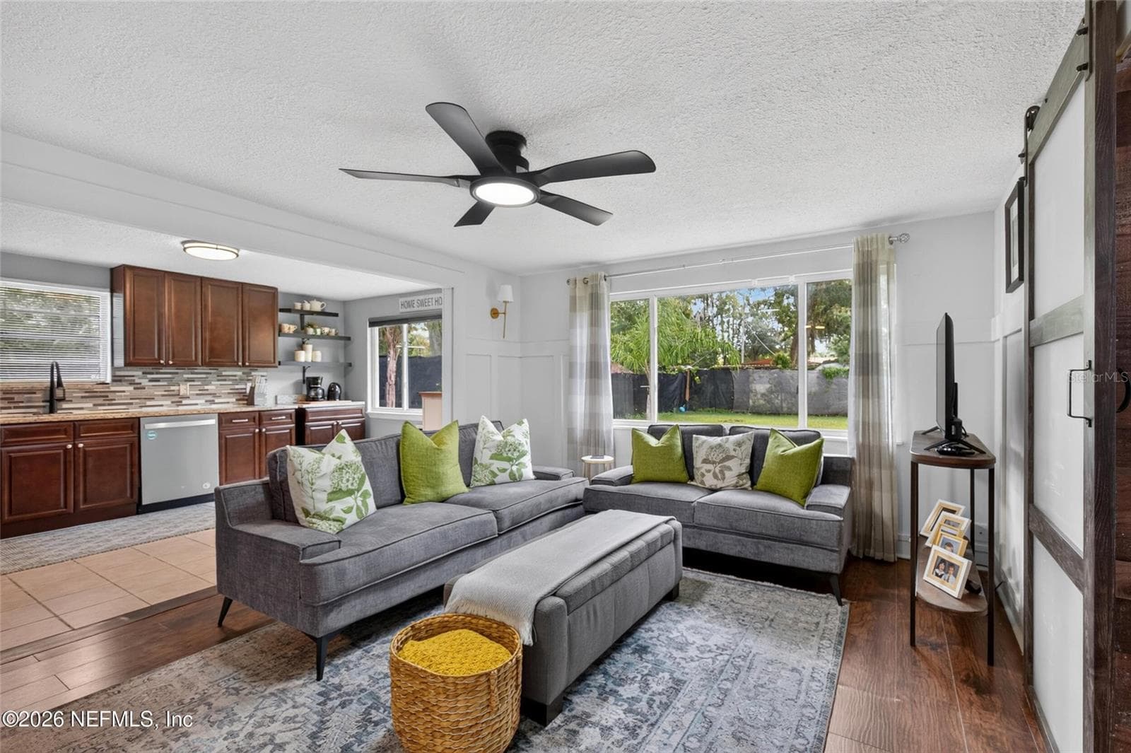 Single Family Residence at 3048 LORMAN DR, JACKSONVILLE, photo 15 of 84