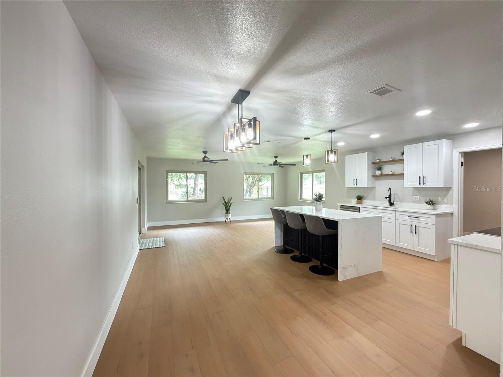 Single Family Residence at 3915 PORT SIMBOR AVE, ORLANDO, photo 8 of 36