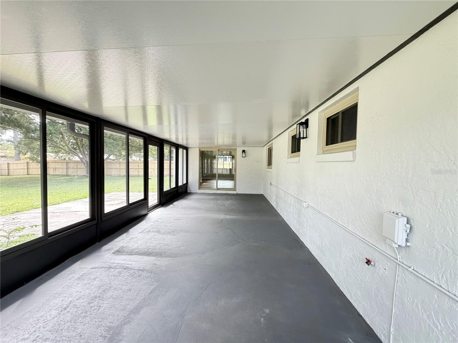 Large Encloded back Porch with insulated roof and glass windows - 3915 PORT SIMBOR AVE, ORLANDO