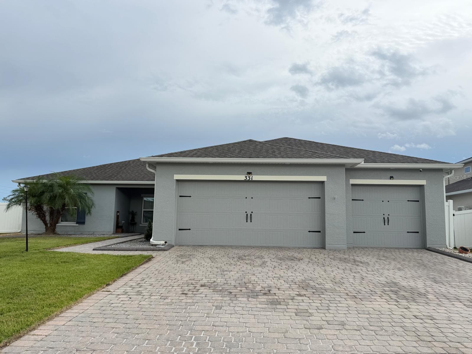 Single Family Residence at 331 QUARRY ROCK CIR, KISSIMMEE, photo 2 of 46