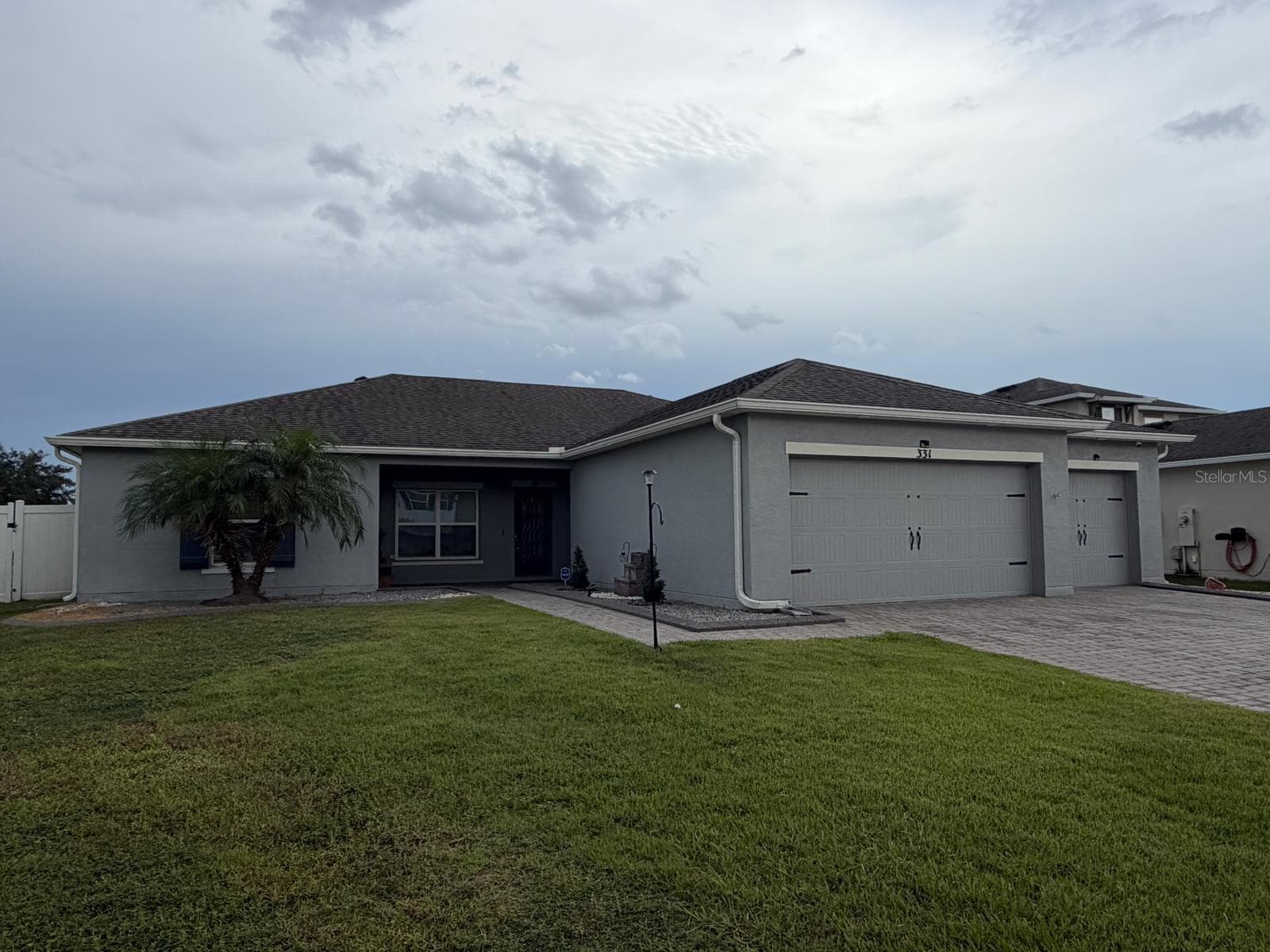 Single Family Residence at 331 QUARRY ROCK CIR, KISSIMMEE, photo 4 of 46