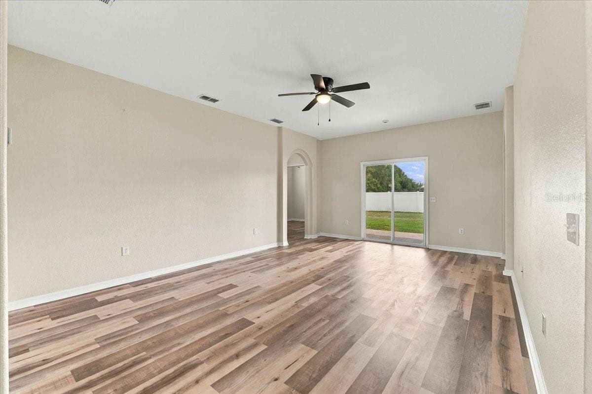Single Family Residence at 5014 YELLOWTOP LOOP, LAKELAND, photo 12 of 46