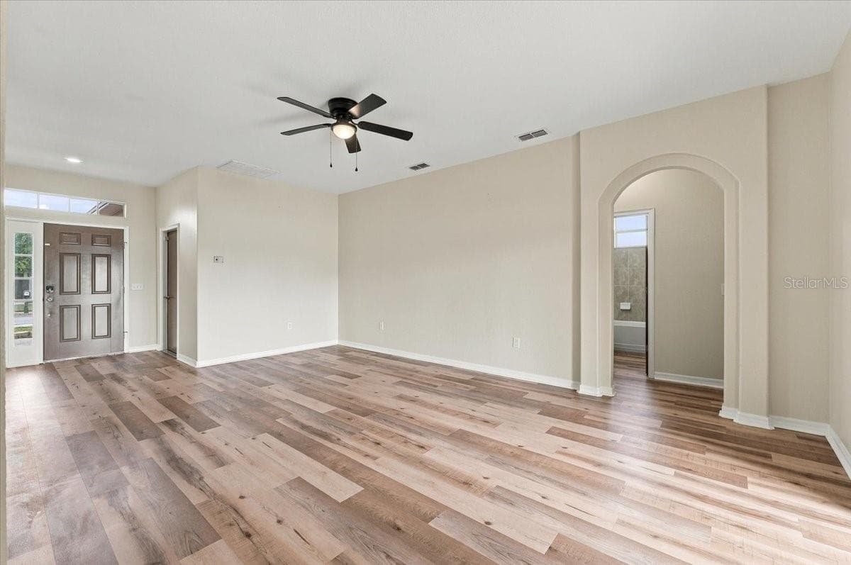 Great Room - 5014 YELLOWTOP LOOP, LAKELAND