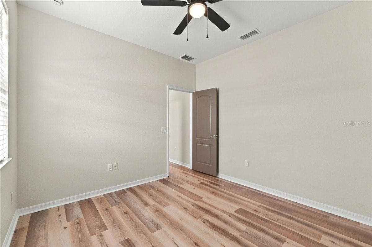 Single Family Residence at 5014 YELLOWTOP LOOP, LAKELAND, photo 29 of 46
