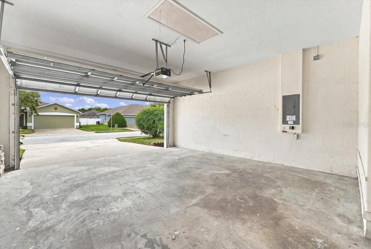 Single Family Residence at 5014 YELLOWTOP LOOP, LAKELAND, photo 33 of 46