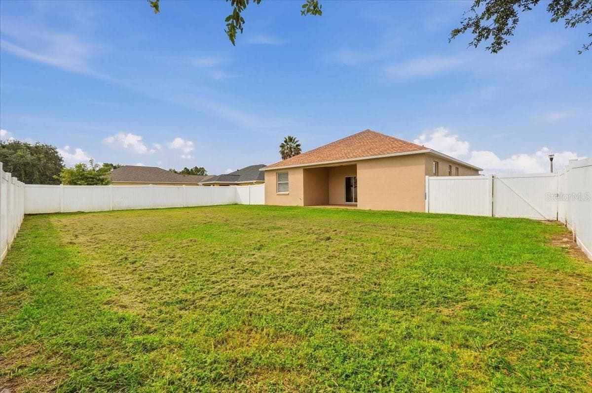 Single Family Residence at 5014 YELLOWTOP LOOP, LAKELAND, photo 36 of 46